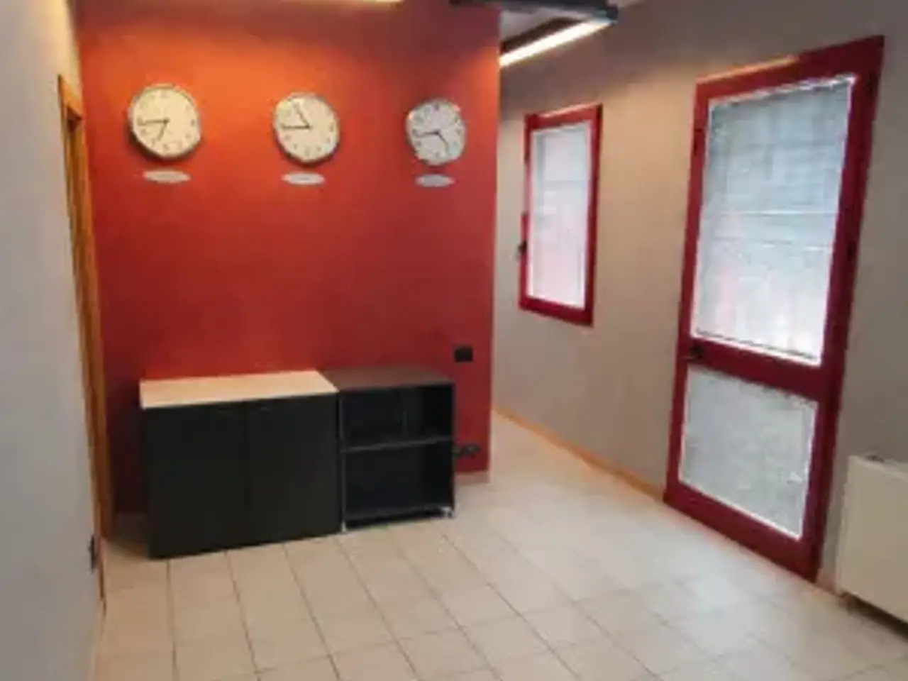 Ufficio in Viale Palmiro Togliatti 27, Bologna, {3} - Foto 1