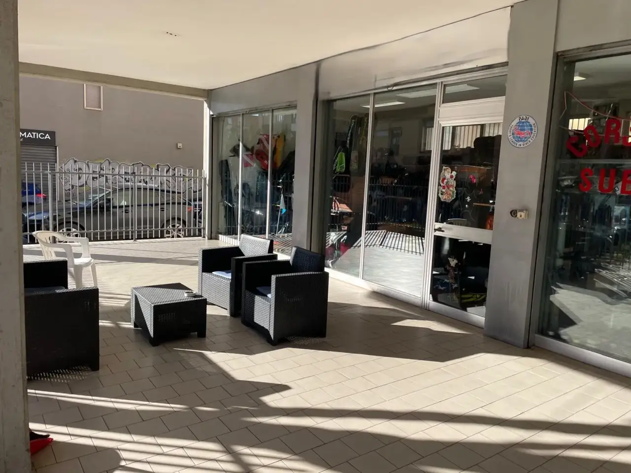 Negozio in Viale dei Volsci, Latina, {3} - Foto 1