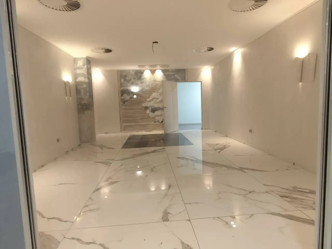 Esercizio commerciale in Via Roma, Sarnico, {3} - Foto 1