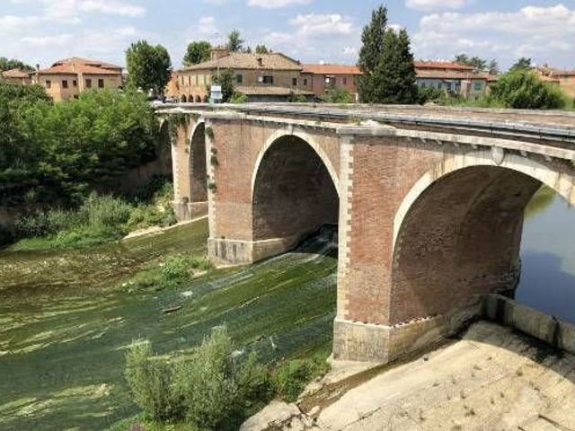 Country house or cottage in Via Conte d'Arras 38, Siena - Photo 1