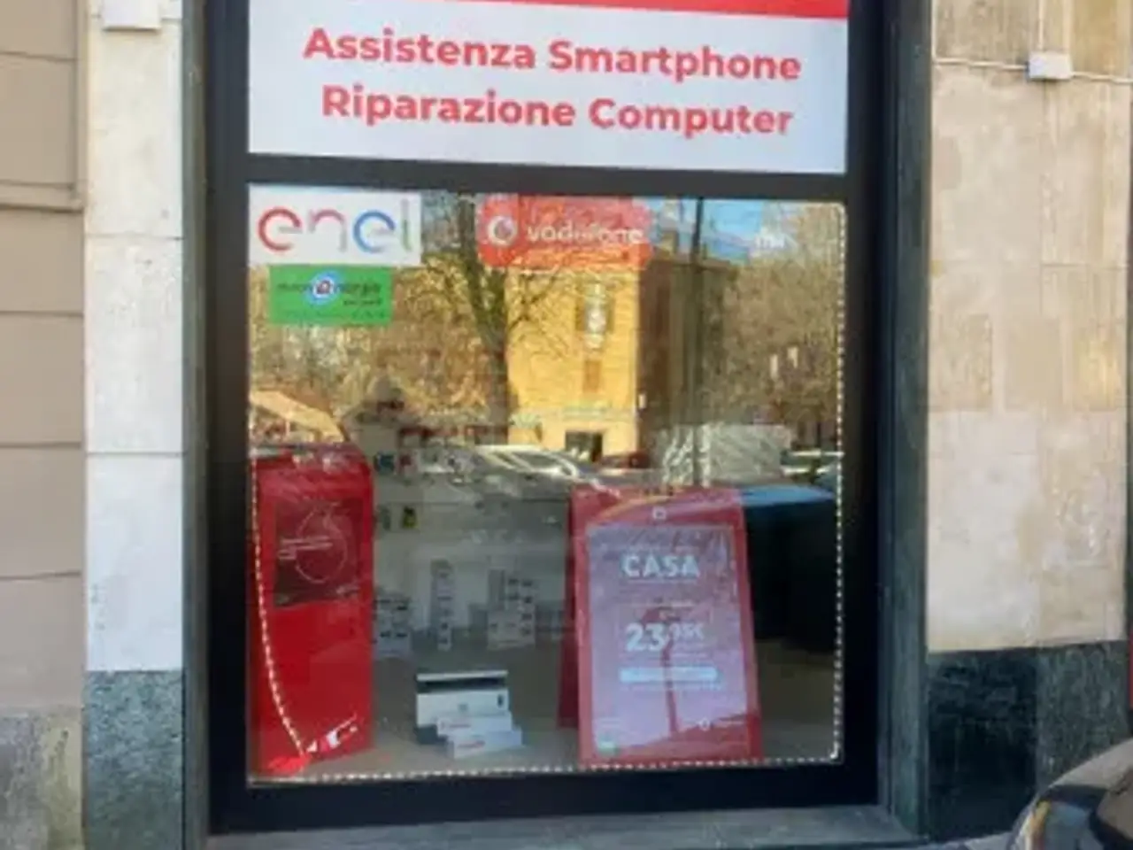 Negozio in Piazza Vittorio Veneto, Stradella, {3} - Foto 1