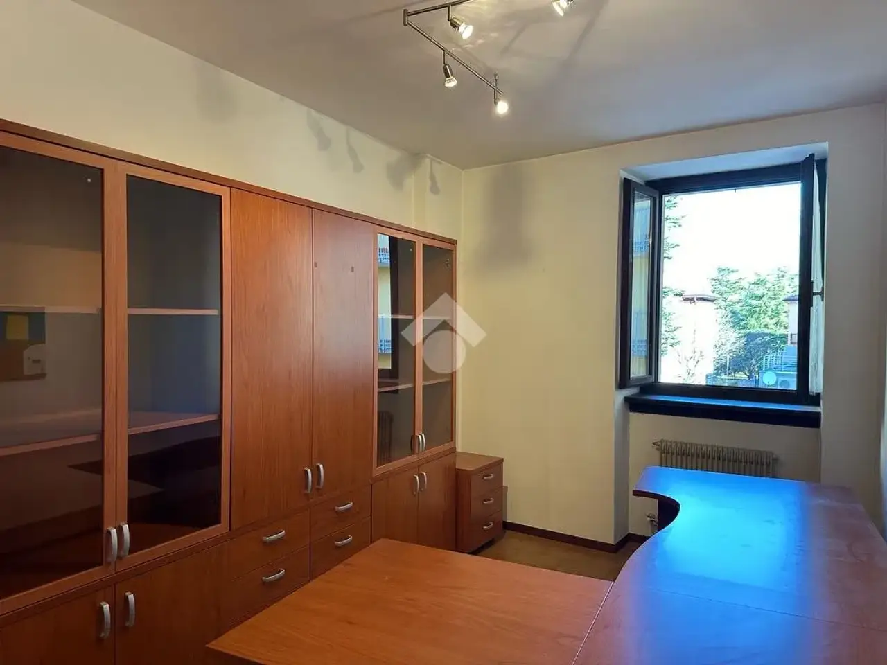 Ufficio in Vicolo Parolari 28, Rovereto, {3} - Foto 1