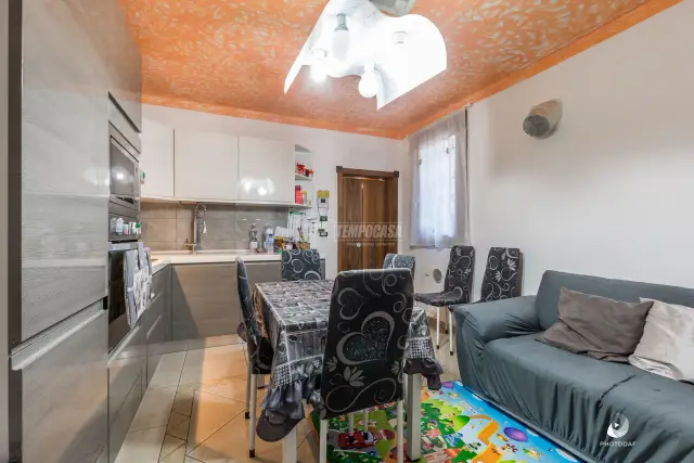 Vierzimmerwohnung in Via F. Sighicelli 14, San Cesario sul Panaro - Foto 1