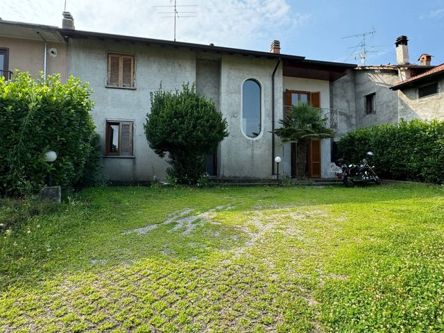 Villa a schiera in Via Baraggia 19, Castelletto sopra Ticino - Foto 1