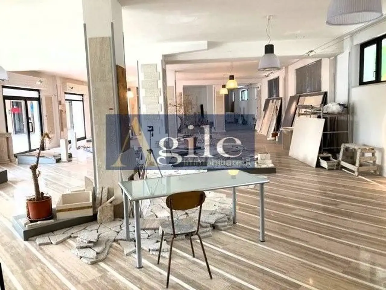 Negozio in Via Salaria 27 B, Ascoli Piceno, {3} - Foto 2