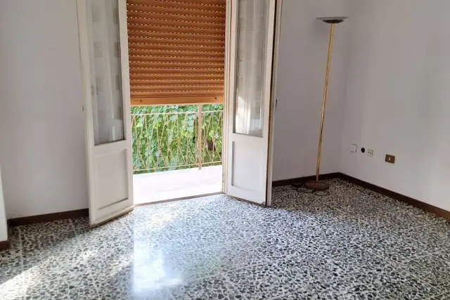 4-room flat in Via Giuseppe Garibaldi, Casalgrande - Photo 1