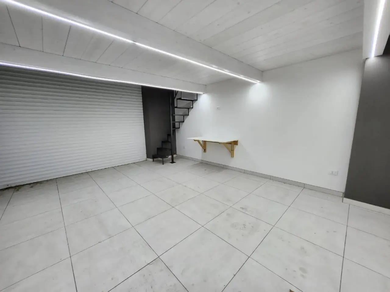 Magazzino in Via Aristotile, Lamezia Terme, {3} - Foto 1