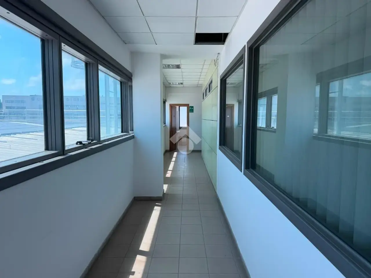 Ufficio in Via Pontina Km 29,000, Pomezia, {3} - Foto 1