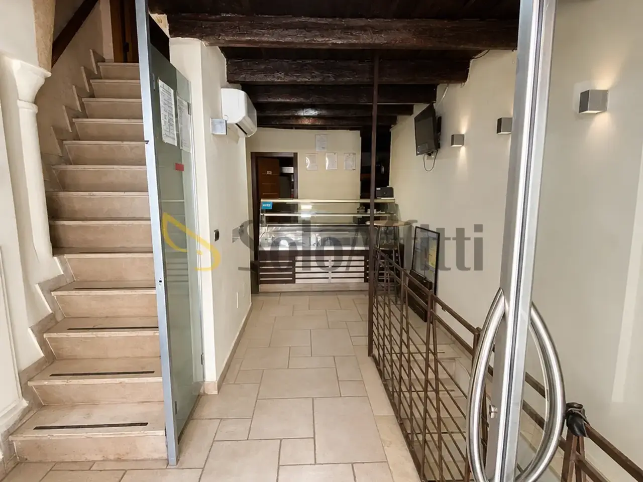 Negozio in , Barletta, {3} - Foto 1