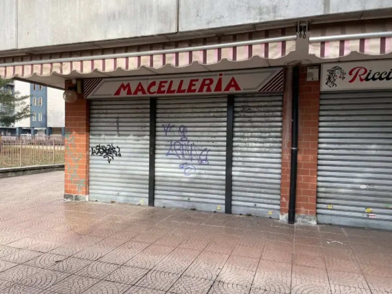 Negozio in Via Pietro Nenni 7, Alpignano, {3} - Foto 2