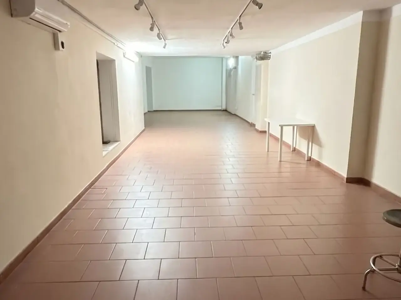 Negozio in Via Diaz, Lamezia Terme, {3} - Foto 1