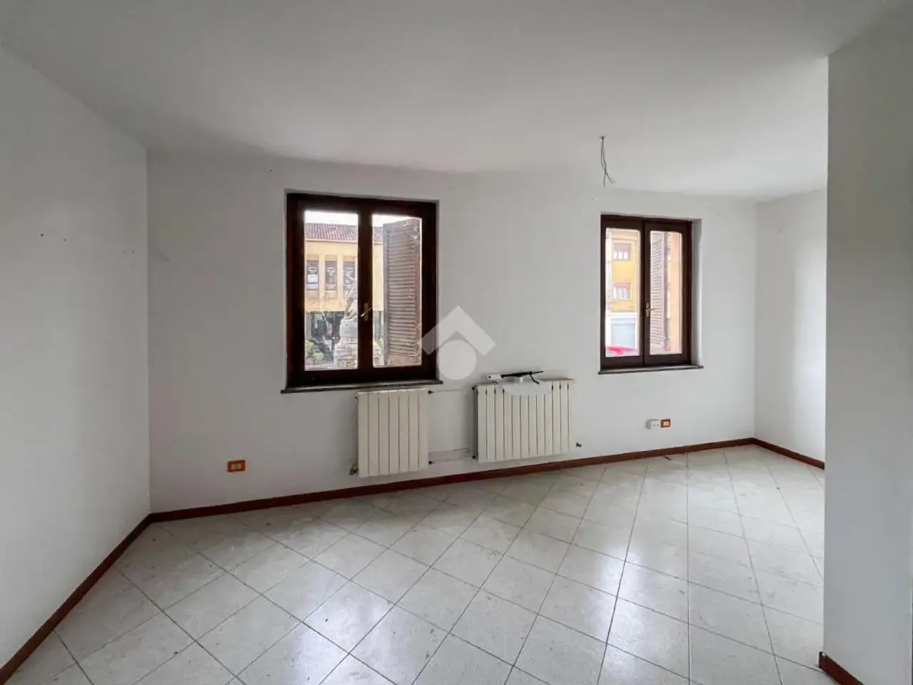 Ufficio in Piazza Caduti, Sant'Angelo Lodigiano, {3} - Foto 1