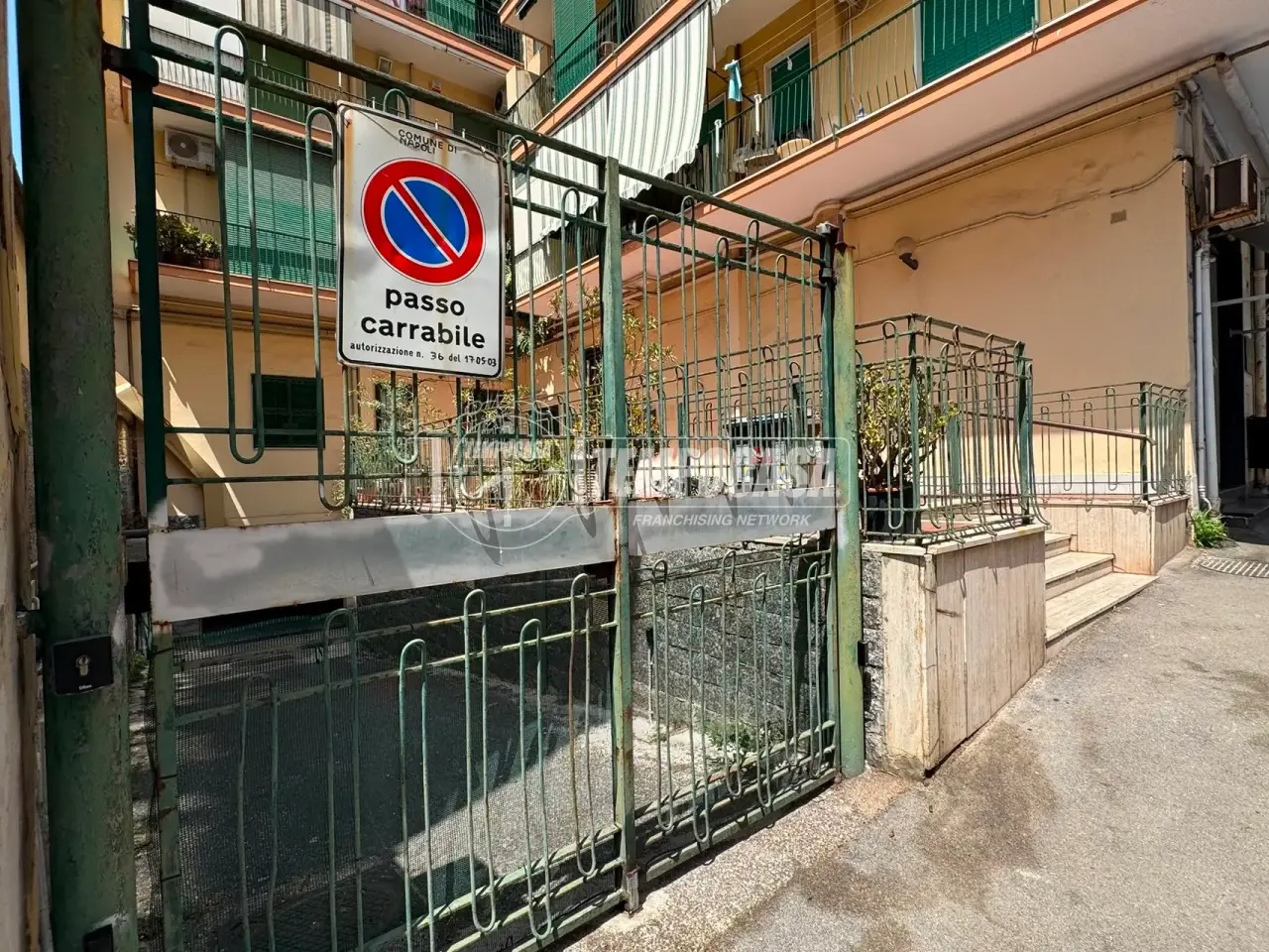 Magazzino in Via Enea, Napoli, {3} - Foto 1