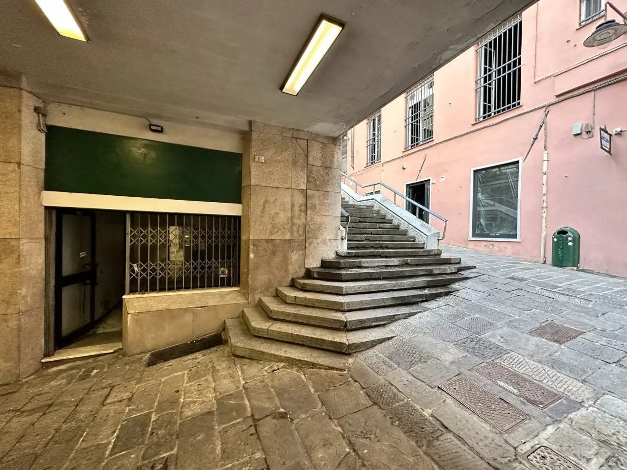 Negozio in , Genova, {3} - Foto 1