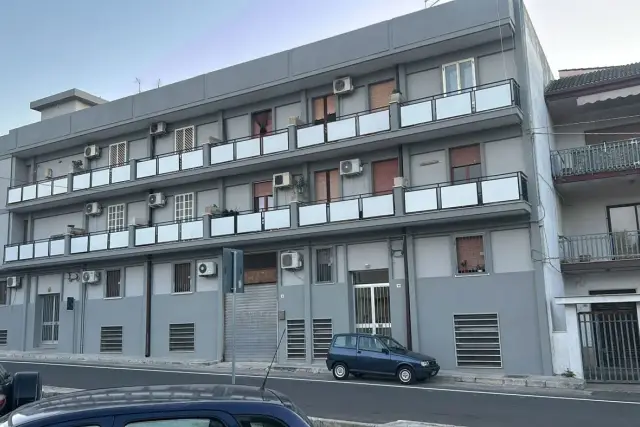 Quadrilocale in Via Alessandro Volta 30, San Giorgio Ionico - Foto 1