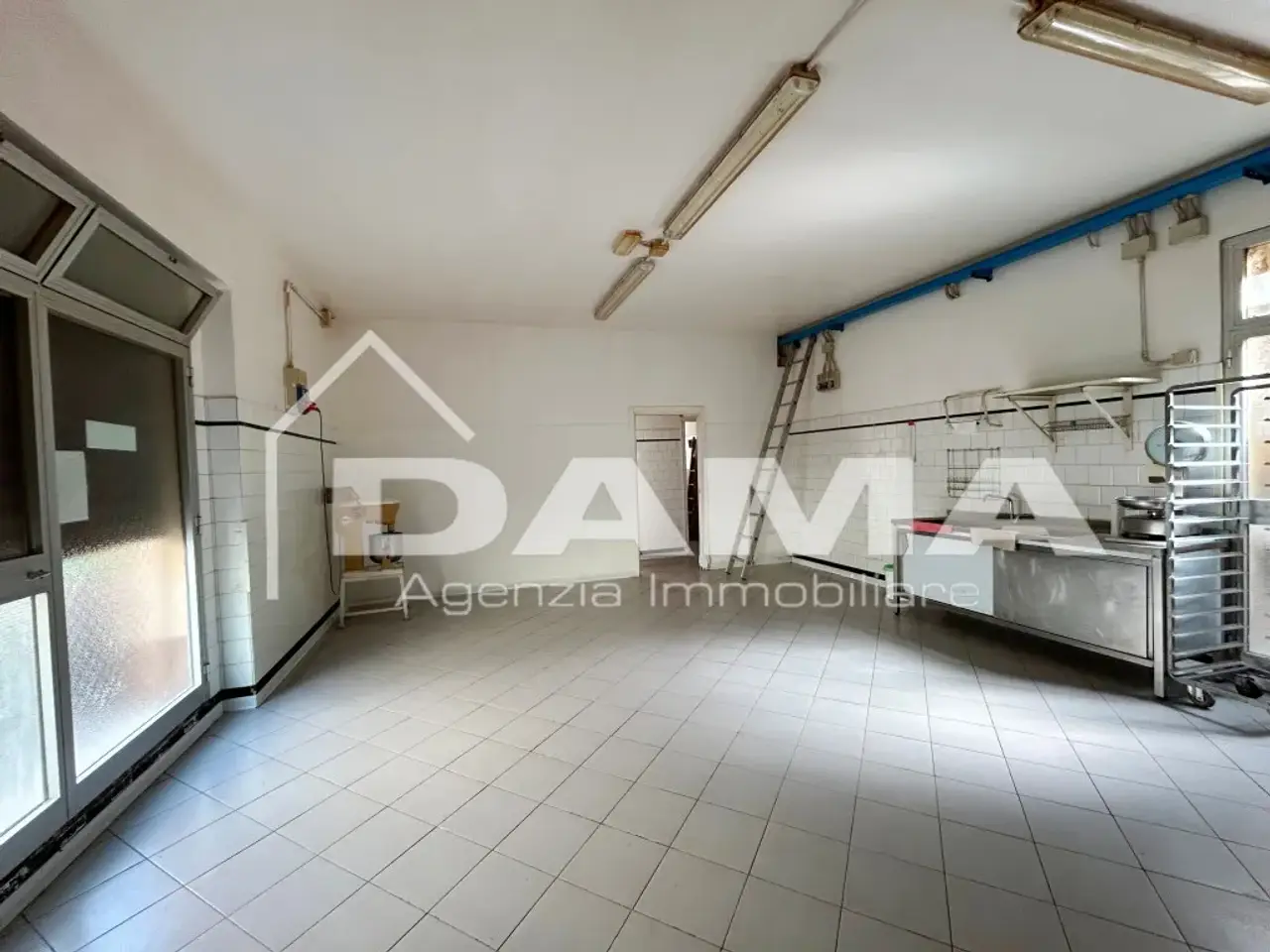 Laboratorio in , Forli', {3} - Foto 2