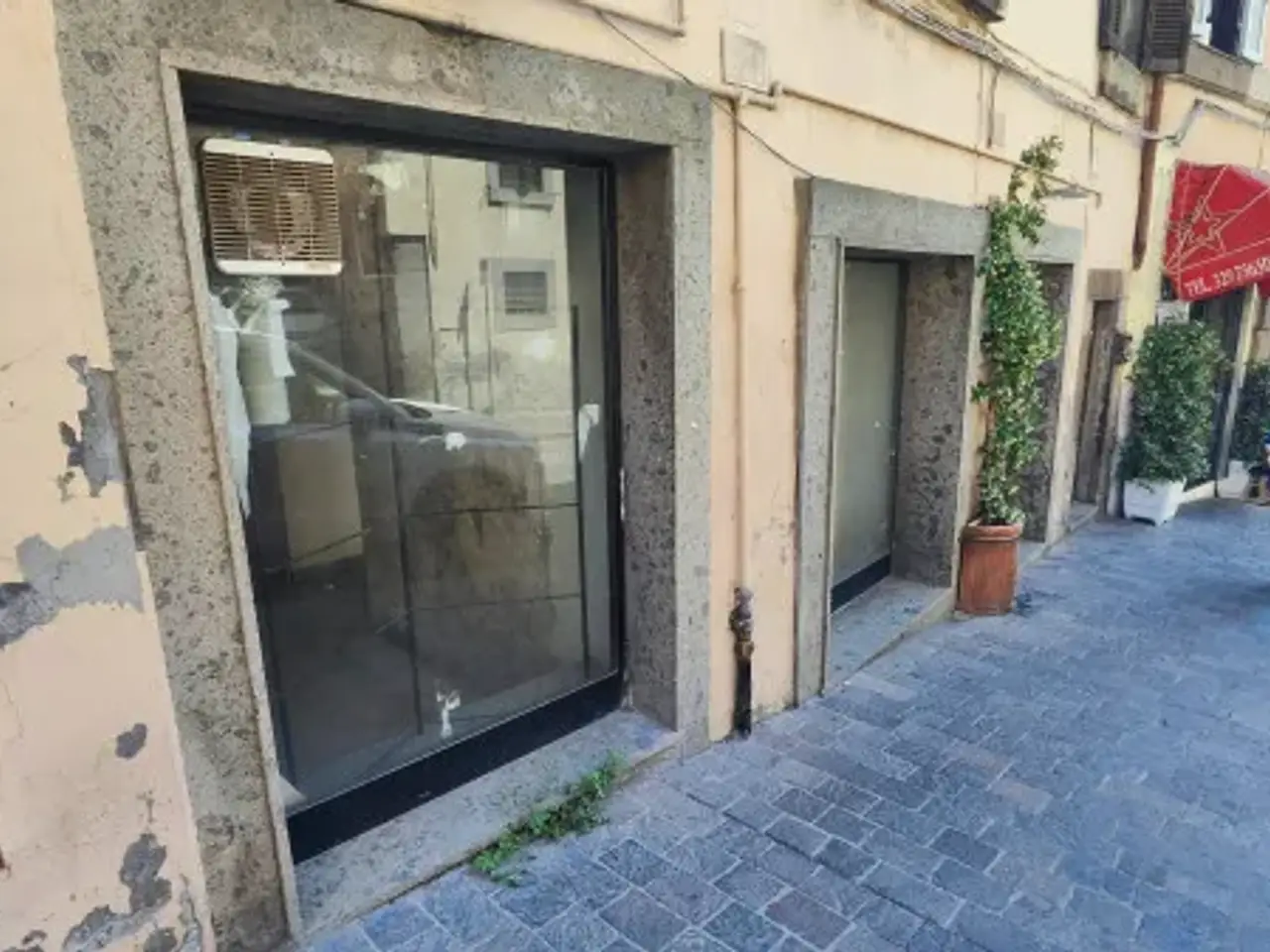 Negozio in Via Benedetto Cairoli, Viterbo, {3} - Foto 1