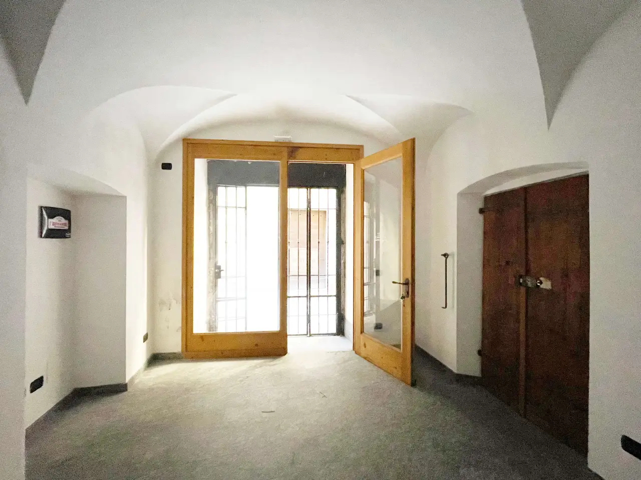 Negozio in Via Paolo Bossi, Chiavenna, {3} - Foto 1