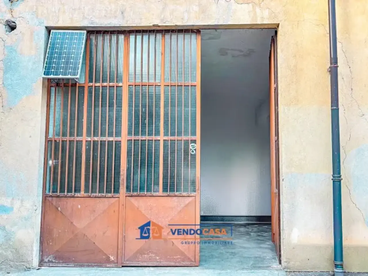 Magazzino in Piazza San Giovanni, Farigliano, {3} - Foto 2