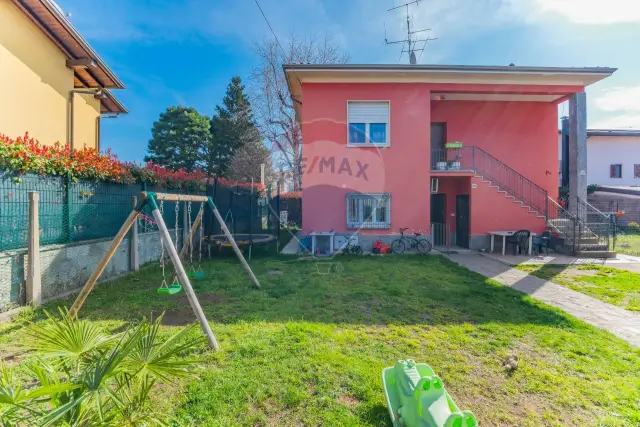 Quadrilocale in vendita, Via Doninzetti 10, Fagnano Olona - Foto 1