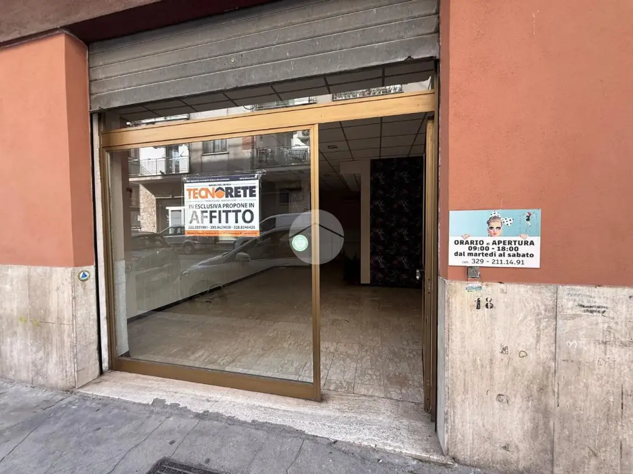 Negozio in Via Abate Aligerno 16, Cassino, {3} - Foto 1