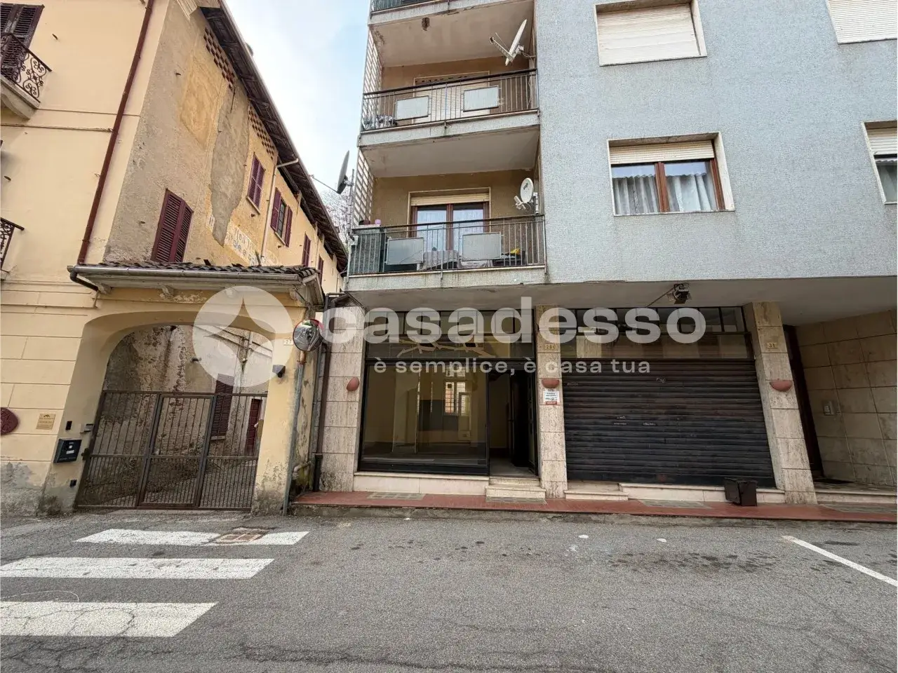 Palazzina commerciale in Via Roma 29, Valduggia, {3} - Foto 1