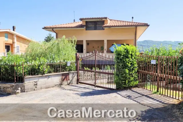 Trilocale in Via Vecchia di Velletri, Rocca di Papa - Foto 1