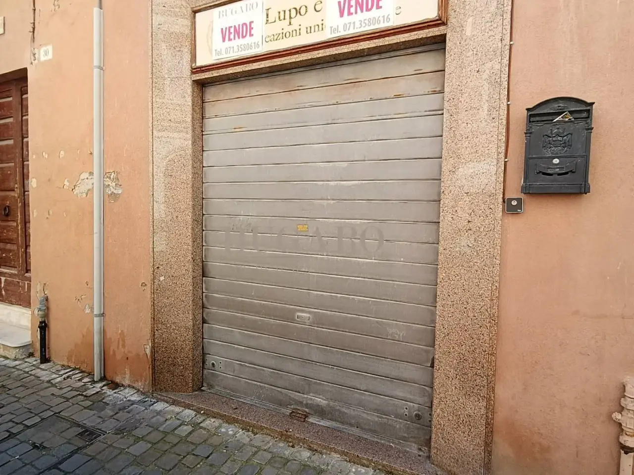 Negozio in , Ancona, {3} - Foto 1