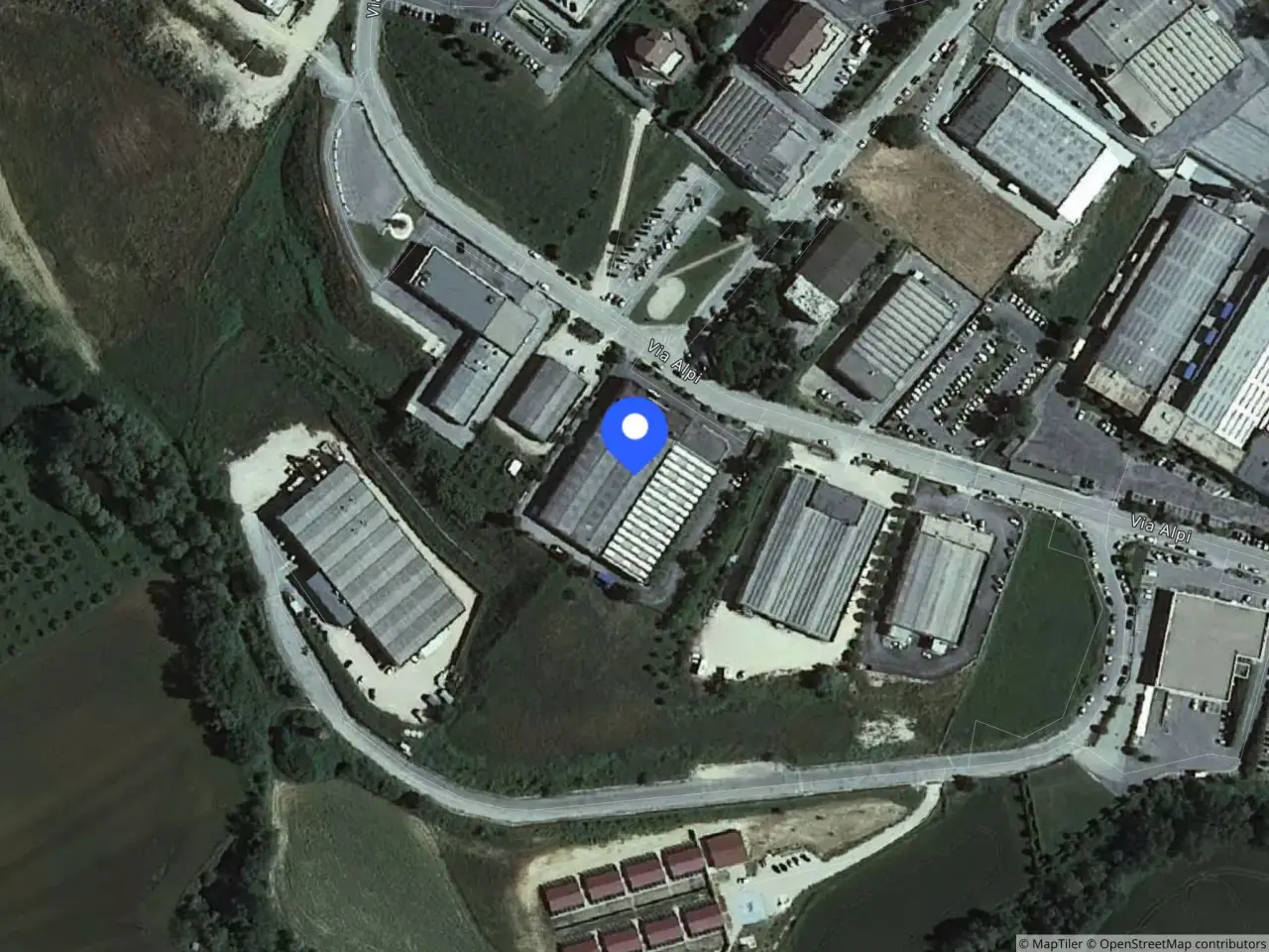 Fabbricato misto in Via Alpi 126/128 126, Montegranaro, {3} - Foto 1