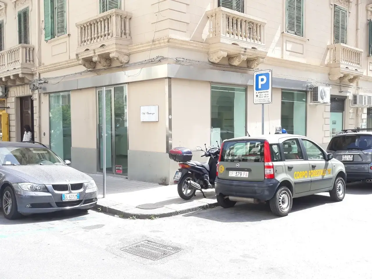 Palazzina commerciale in Via Centonze 29, Messina, {3} - Foto 1