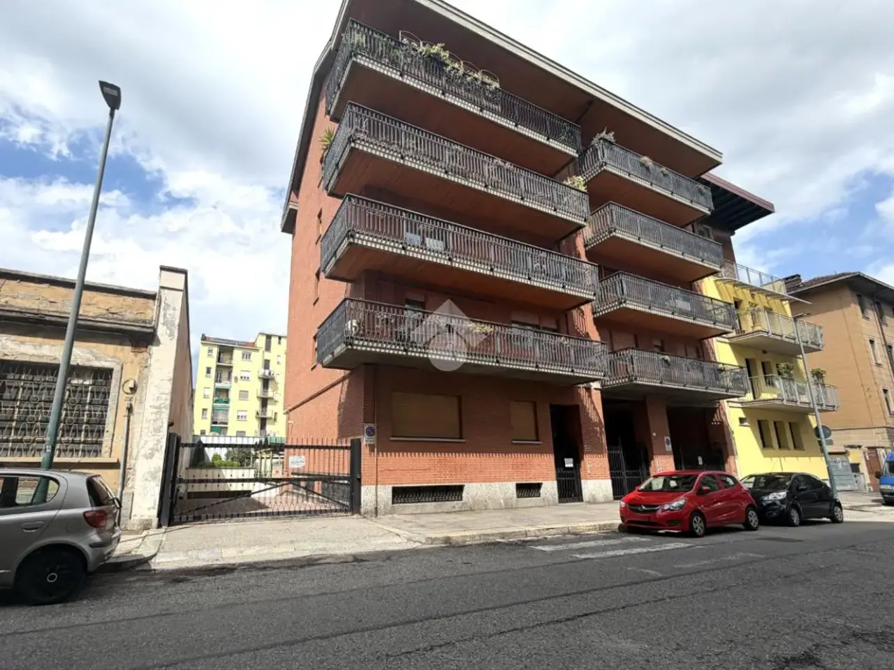 Magazzino in Via Saorgio 44, Torino, {3} - Foto 1