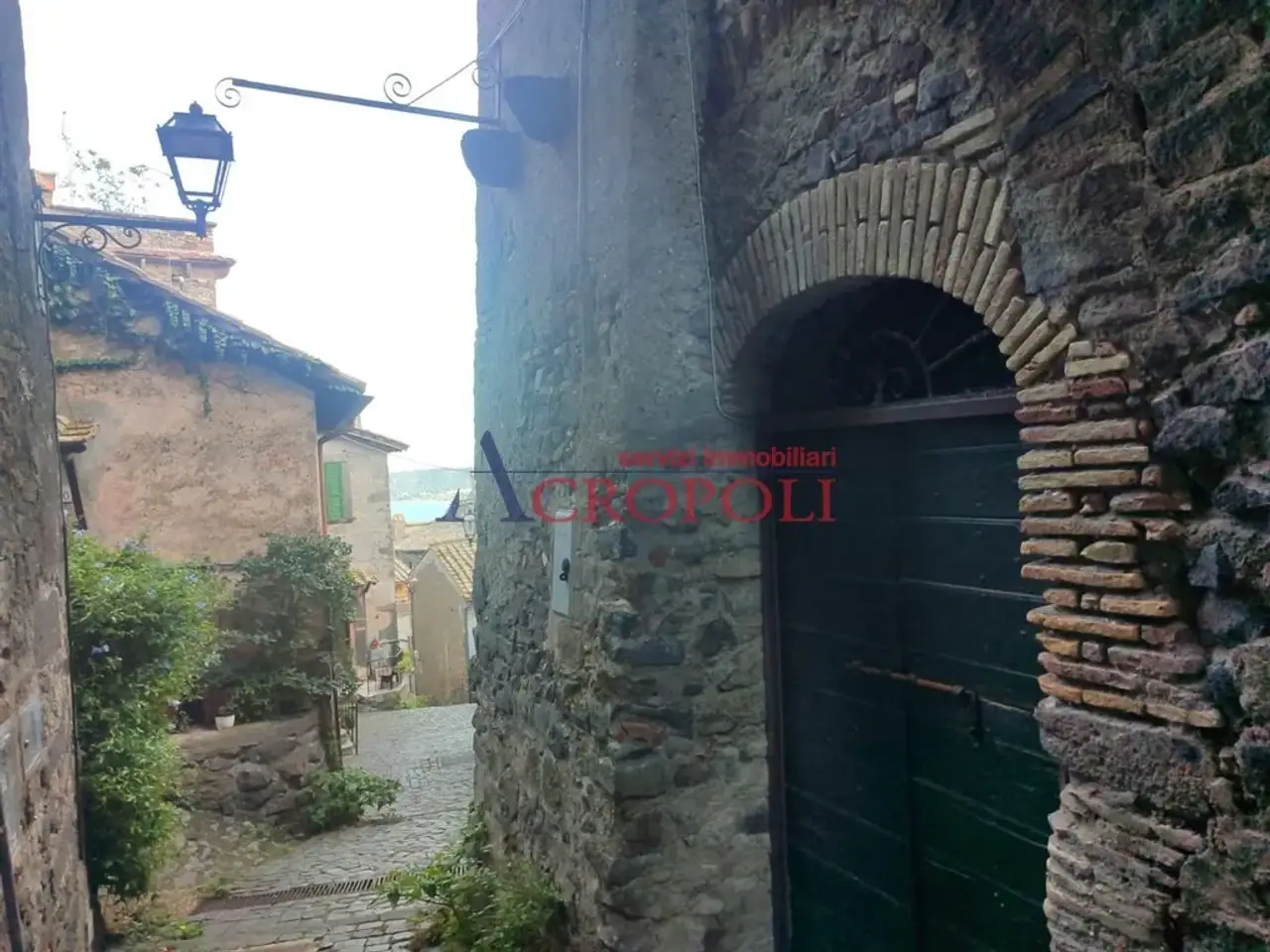 Magazzino in Via della Gradinata di San Clemente, Bracciano, {3} - Foto 1