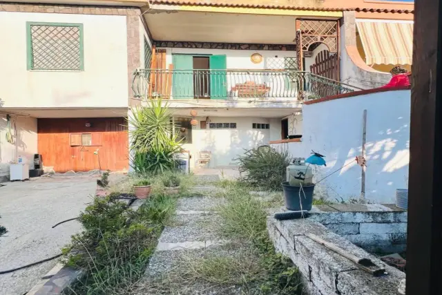 Terraced house in Via Madonna del Pantano, Giugliano in Campania - Photo 1