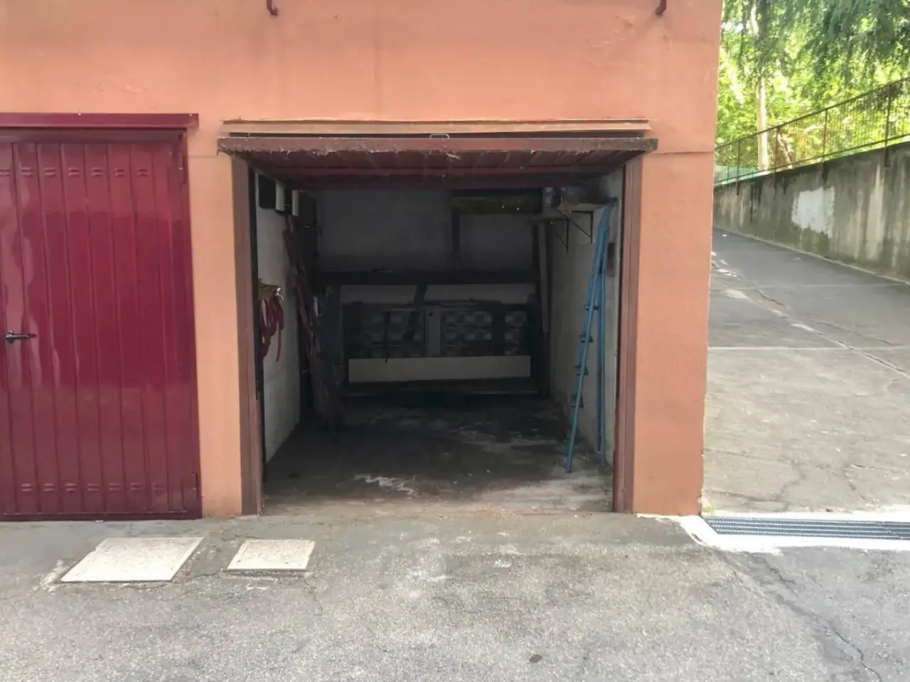 Parcheggio chiuso in Via San Donato 155, Bologna, {3} - Foto 1