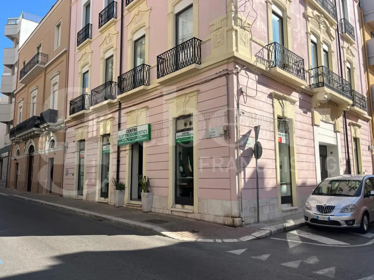 Negozio in Via Cesare Braico  26, Brindisi, {3} - Foto 2