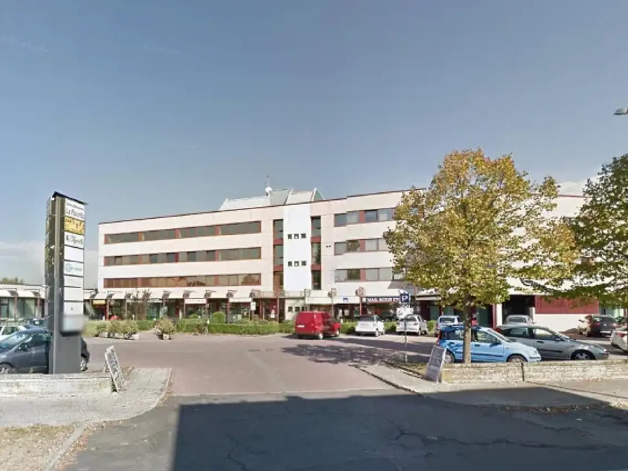 Ufficio in Viale Gregorio Agnini, Mirandola, {3} - Foto 1