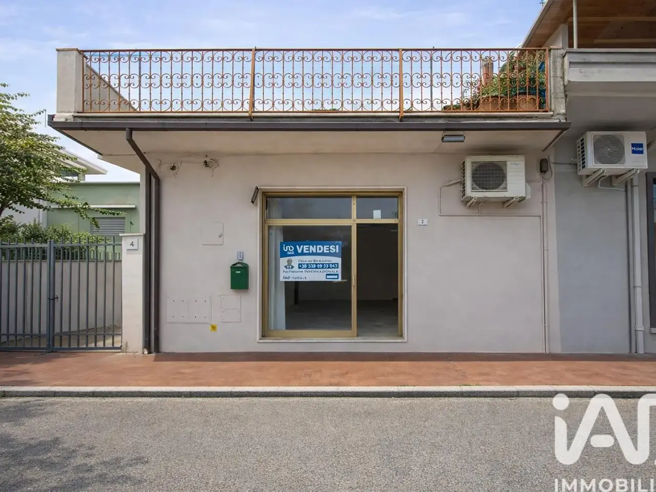 Ufficio in Via Via Giulio Cesare 2, Roseto degli Abruzzi, {3} - Foto 1