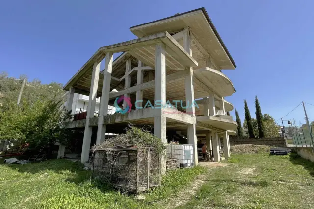 Detached house, Cappelle sul Tavo - Photo 1