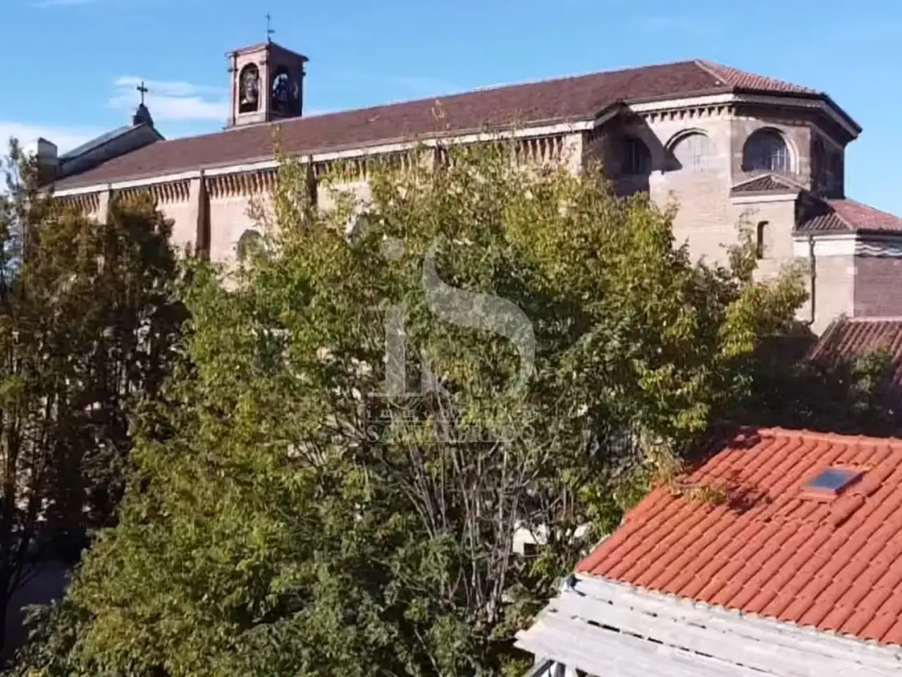 Magazzino in Via Madonnina 24, Agrate Brianza, {3} - Foto 1