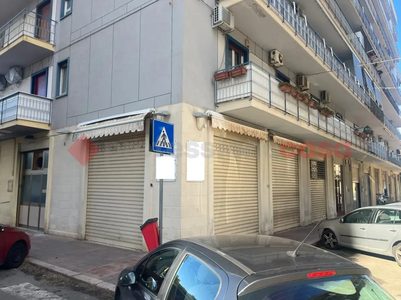 Esercizio commerciale in Via Sardegna, Modugno, {3} - Foto 2