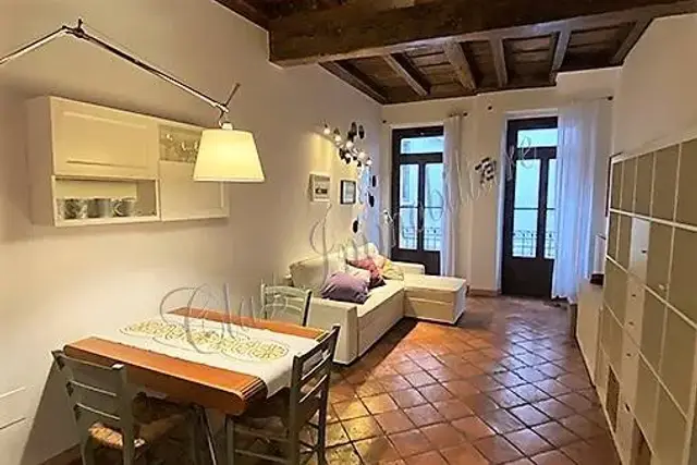 2-room flat in Via Portichetto, Mantova - Photo 1