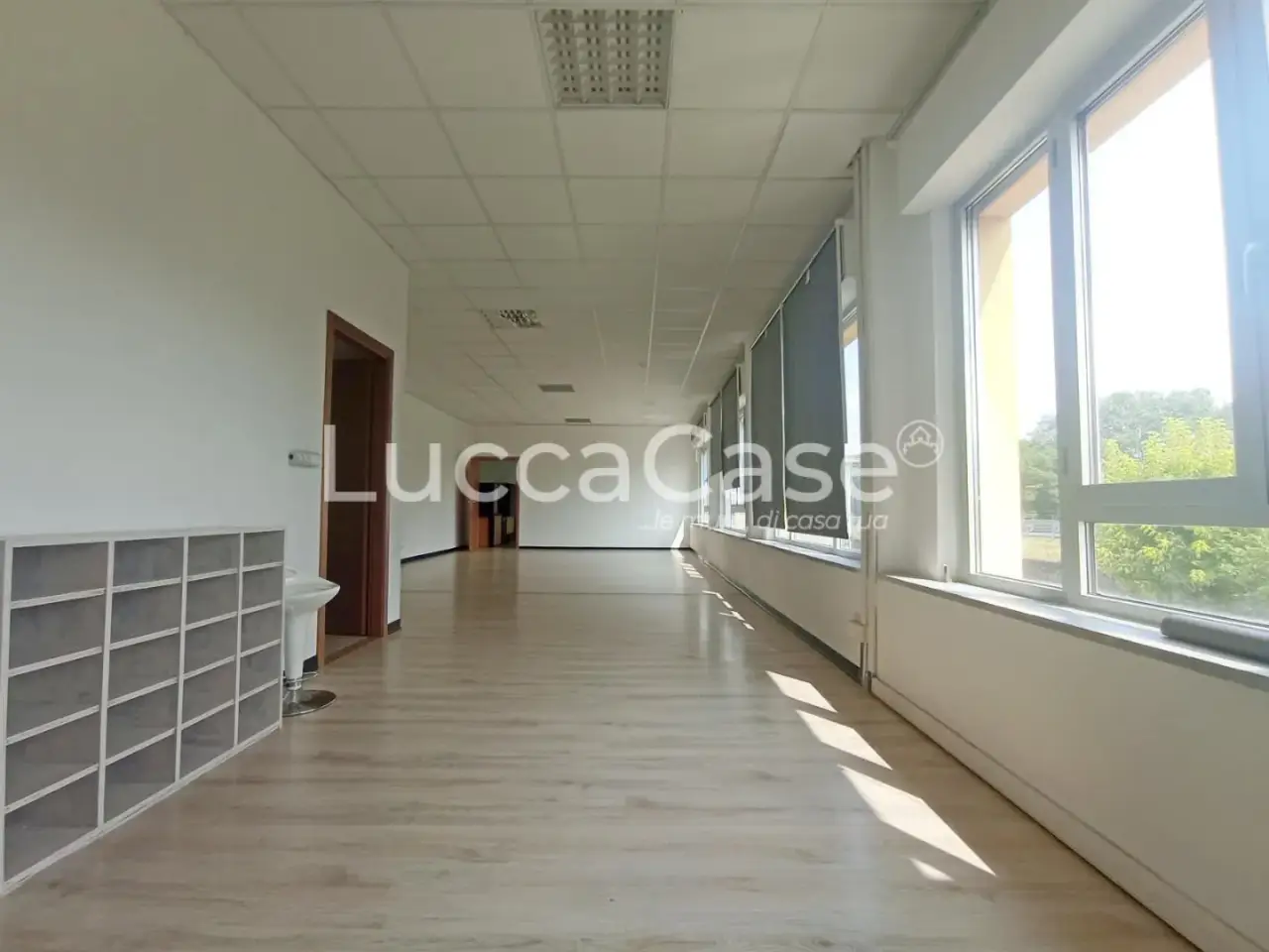 Ufficio in Avonarola 55100, Lucca, {3} - Foto 1