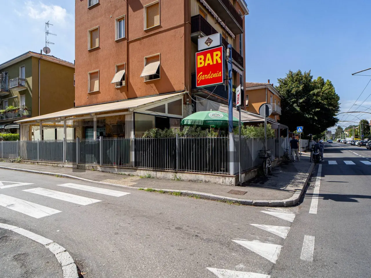Bar in Via Baganza 8, Parma, {3} - Foto 1