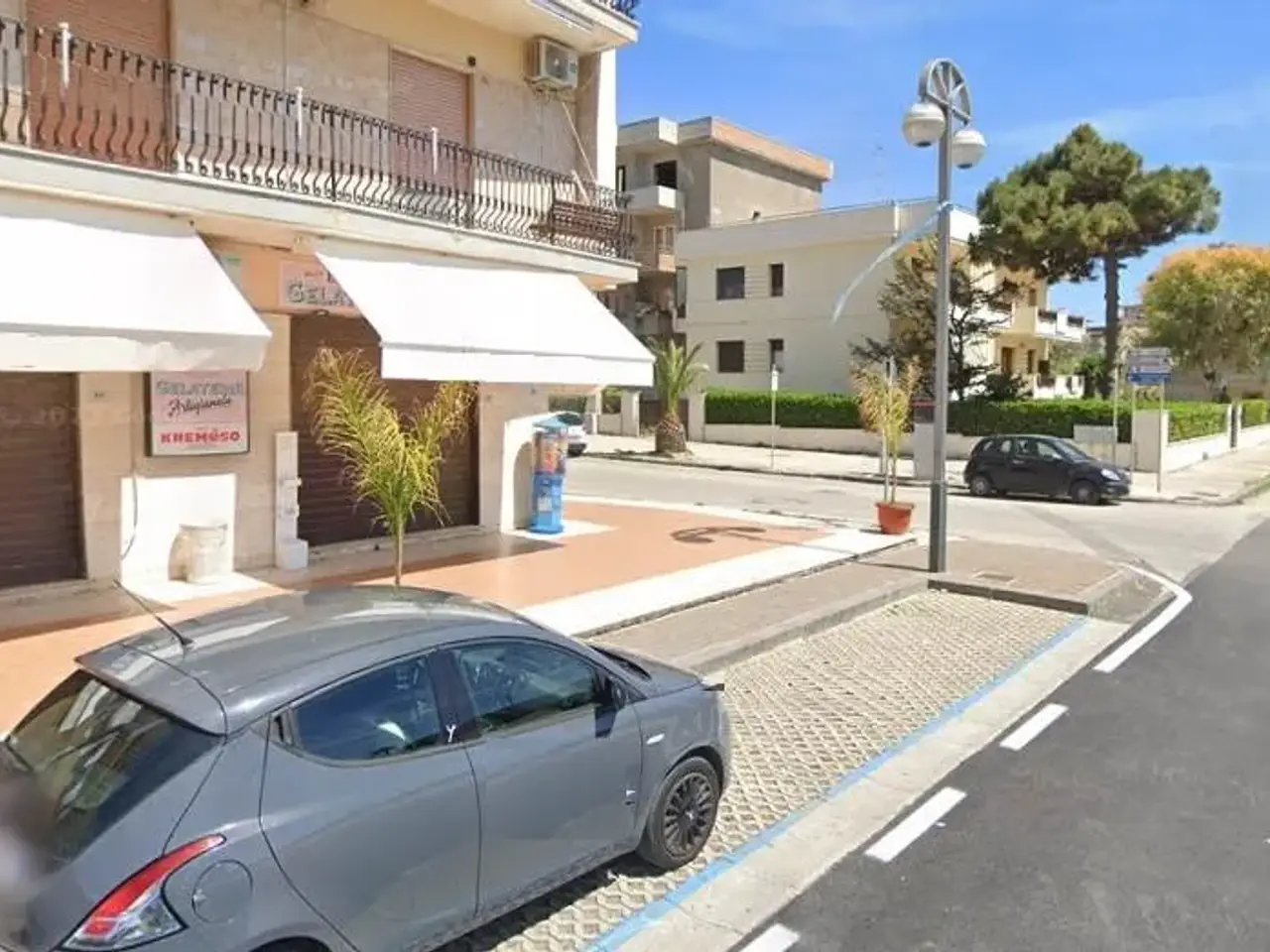 Negozio in Viale Kennedy, Mondragone, {3} - Foto 2