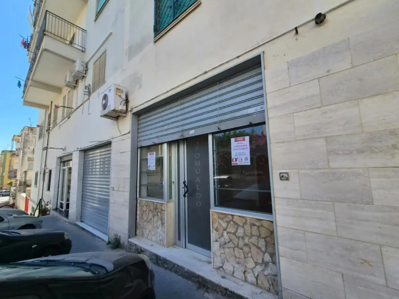 Negozio in Via XXIV Maggio 40, Torre Annunziata, {3} - Foto 2