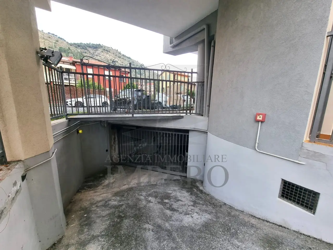 Parcheggio chiuso in Via Asse 85, Ventimiglia, {3} - Foto 2