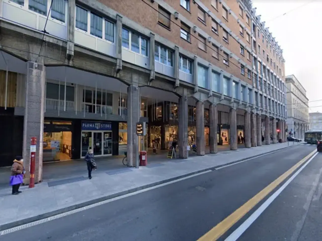 Negozio in Strada Giuseppe Mazzini, Parma, {3} - Foto 2