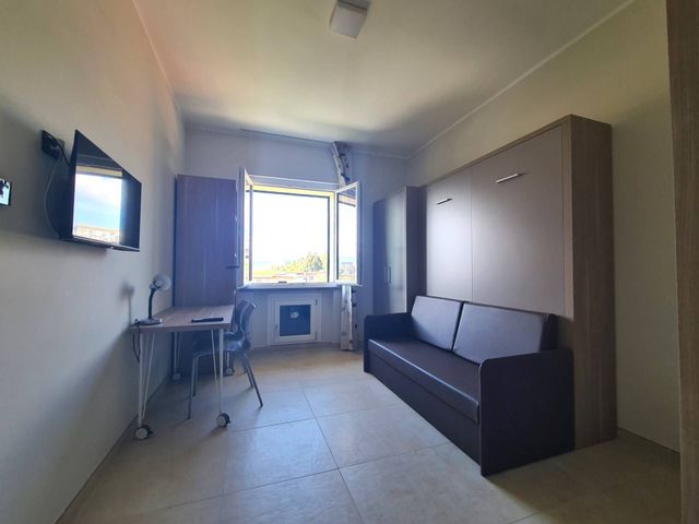 2-room flat in Via Tagliamento, Catanzaro - Photo 1