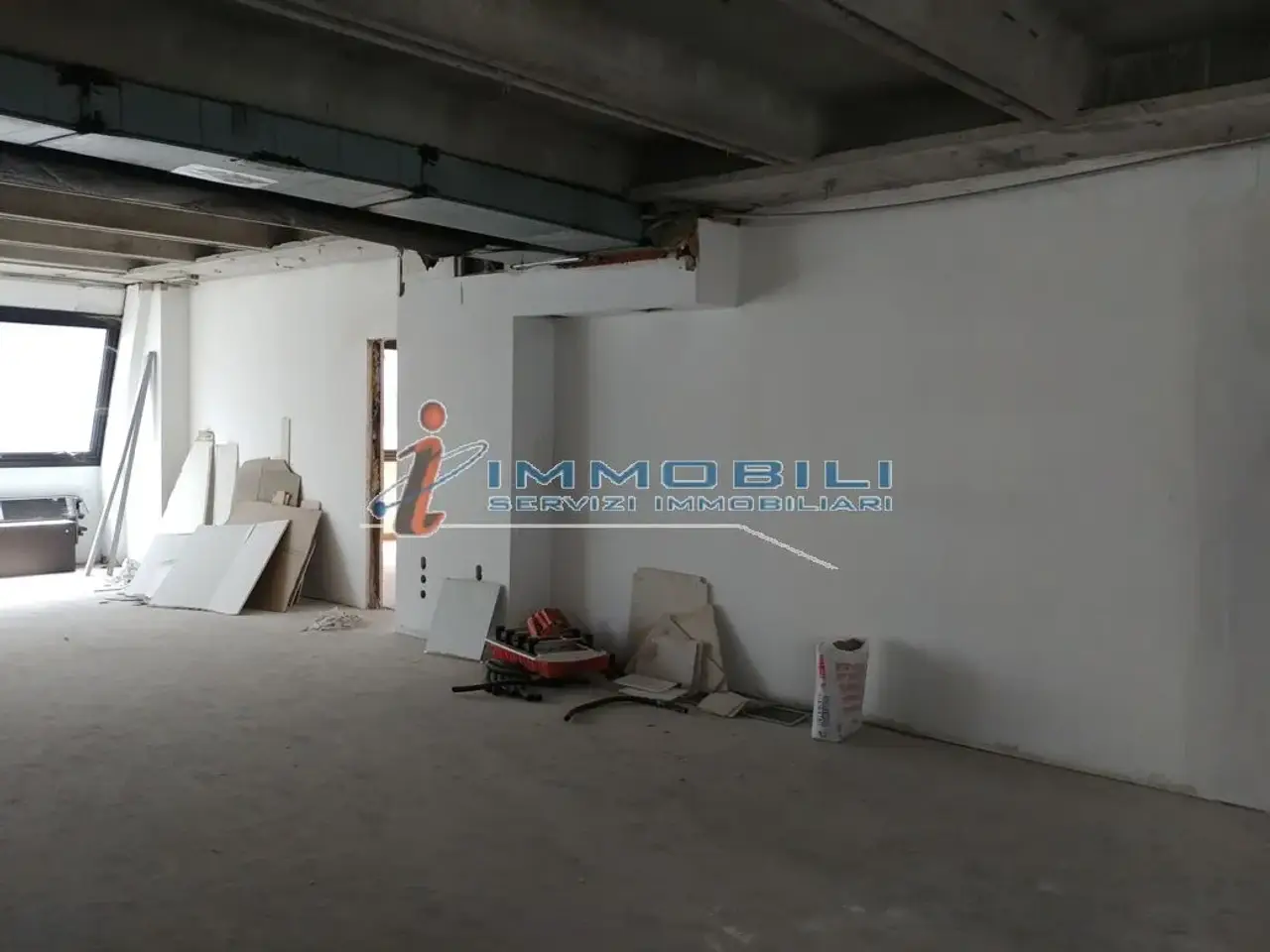 Ufficio in Via Bartolomeo Colleoni, Agrate Brianza, {3} - Foto 1