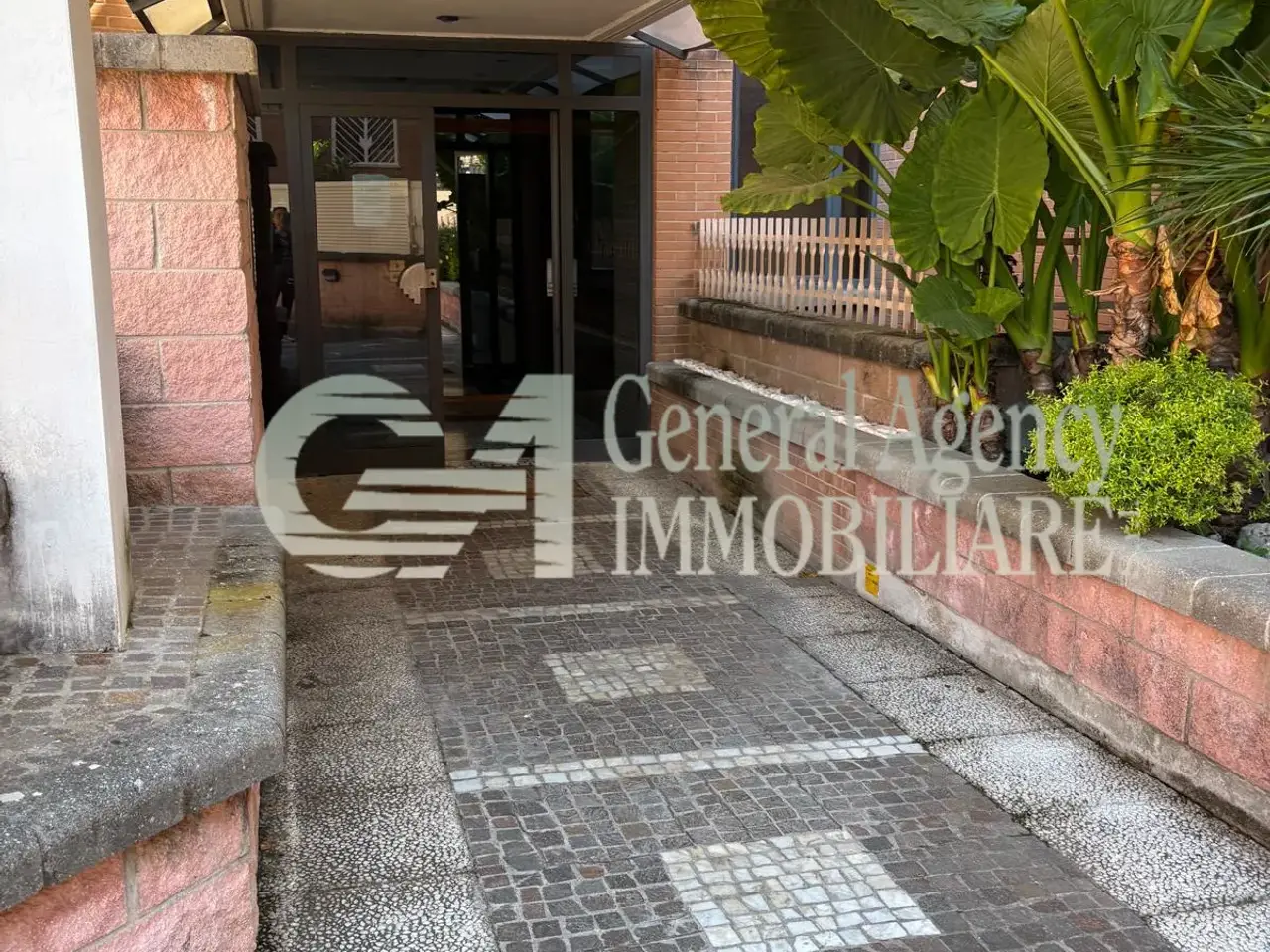 Ufficio in Via Andrea Millevoi, Roma, {3} - Foto 1